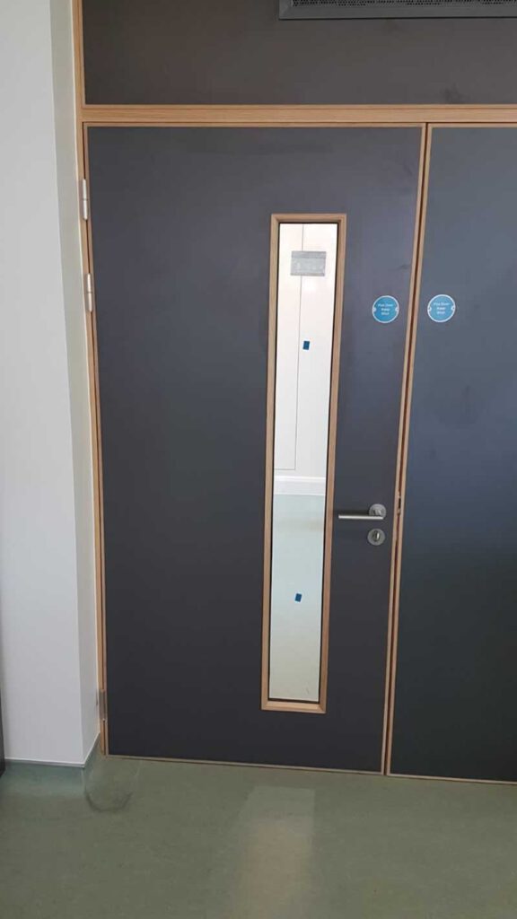 Safely fitted fire doors